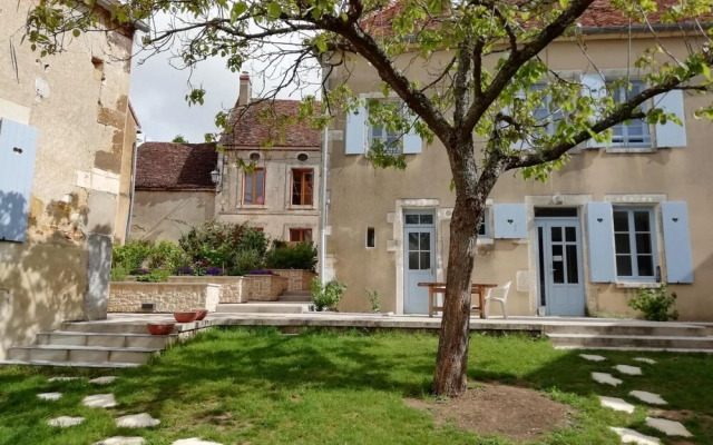 L'auberge de Treigny - Hostel
