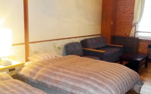 Onsen Hotel Itakura – Guest Rooms – Yamanouchi