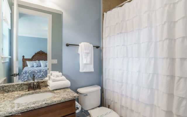 Ultimate 5 Bed 5 Ba Villa with Game Room, Pool & Spa - Ihr4021