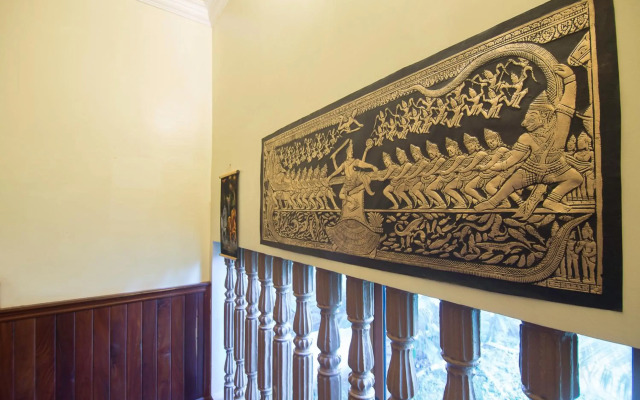 DV Angkor Villa