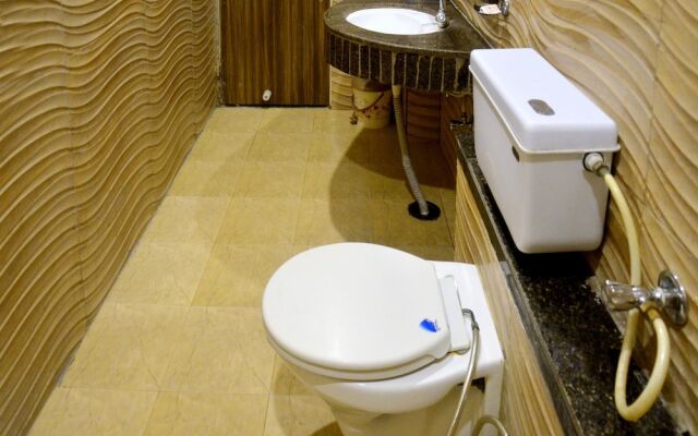 Collection O 4957 Hotel China Town