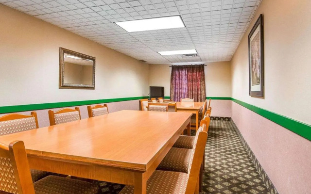 Quality Inn & Suites