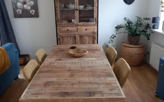 Bungalow Onder De Jep