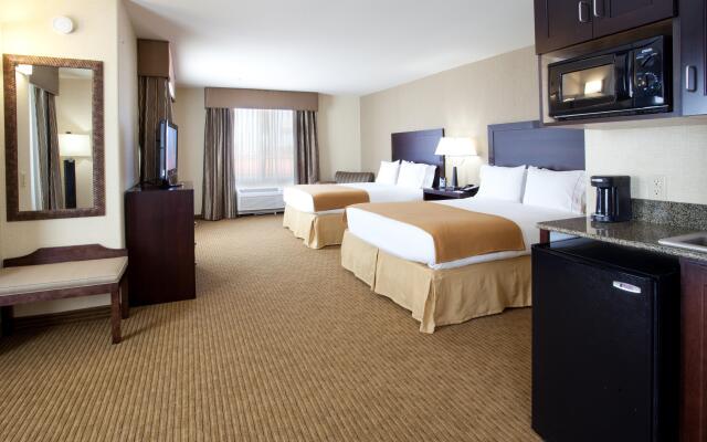 Holiday Inn Express Hotel & Suites Fresno South by IHG