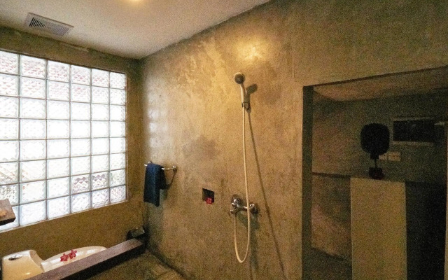 Rumah Paros & Gallery