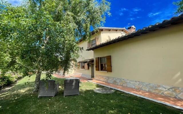 Spoleto Enchantedexc Pool, Gardens villaaircon 3
