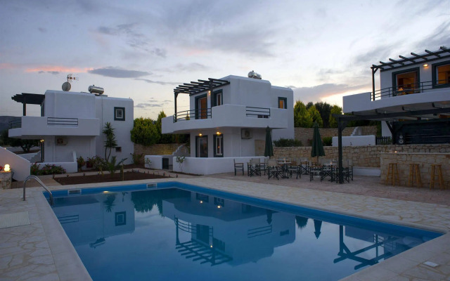 Cavo Plako Villas