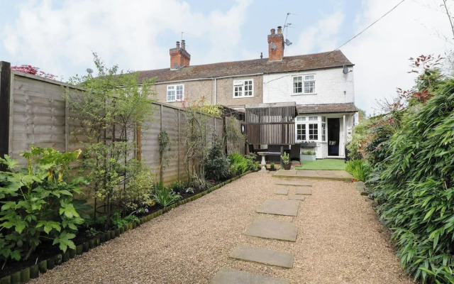 Periwinkle Cottage