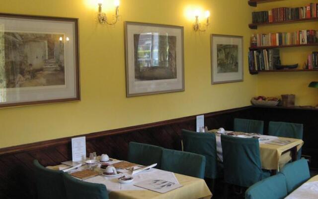 Cheltenham Guest House