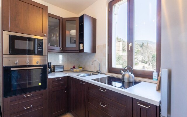 Beautiful Apartment in Assisi With 2 Bedrooms and Wifi