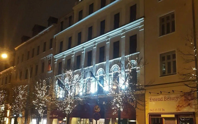hotelImage