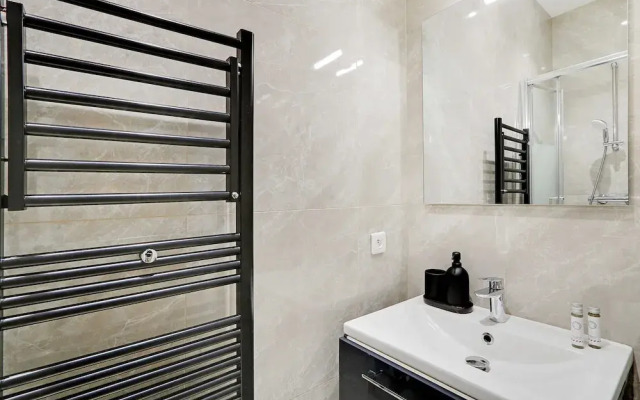 Chic Apartment With Garden -2br/6p- Saint-lambert