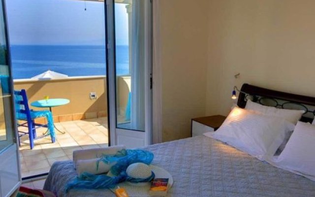 Blue Sea Luxury Villa