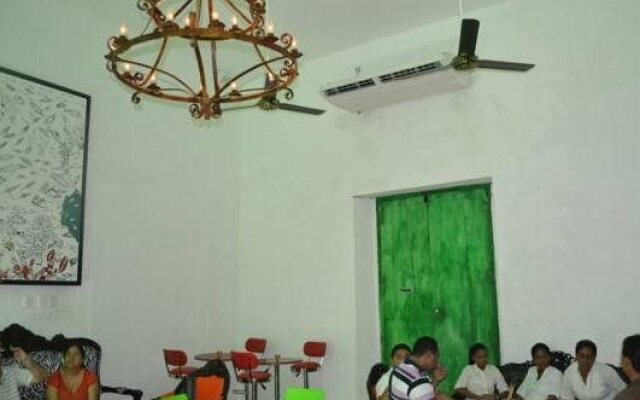 Hostel Green House Coffee Bar