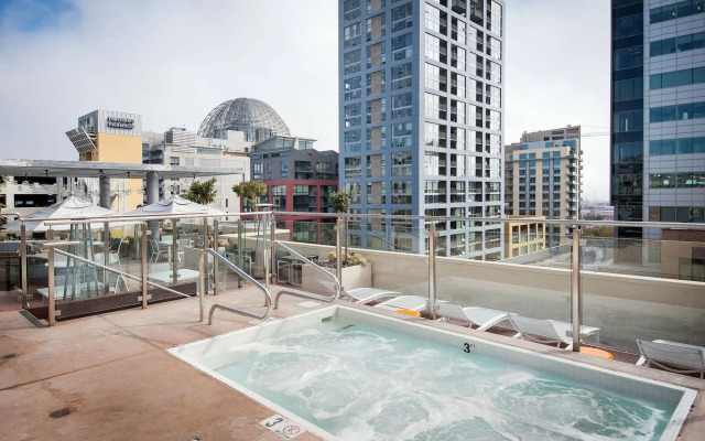 Sunshine Suites at East Village
