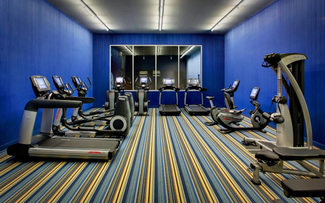 Aloft Leawood-Overland Park