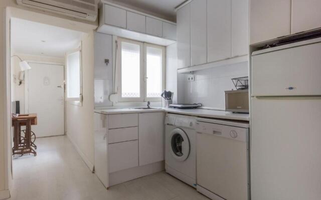 Nice Flat -200m Center-2 Baths- 3 Bedrooms 5pers