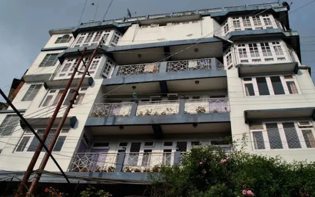 Hill Charm Hotel