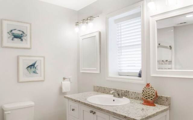 Island 31 2 Bedroom Condo