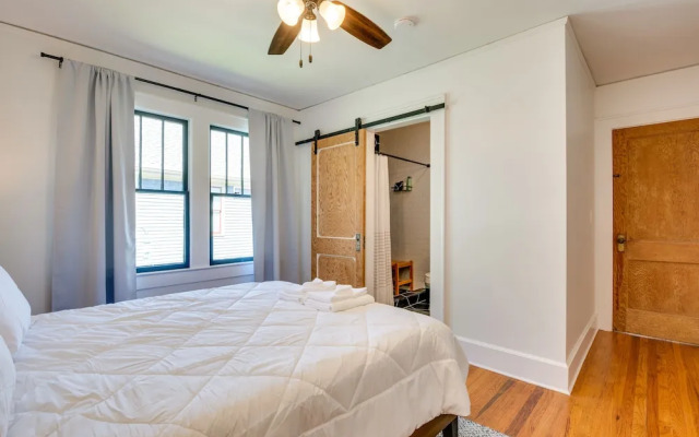 Updated Atlanta Getaway w/ Yard ~ 5 Mi to Downtown