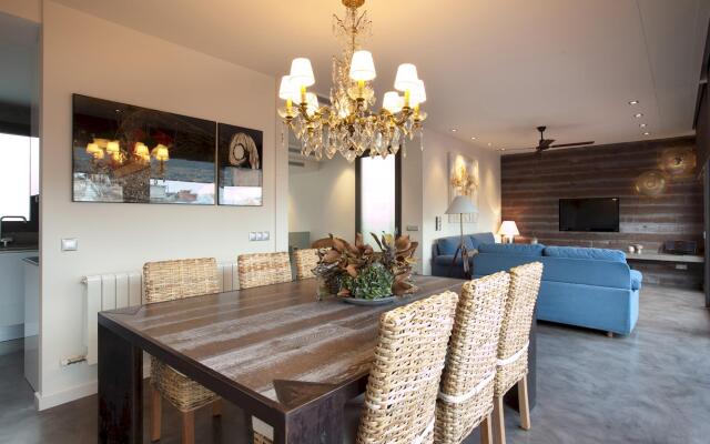 GAUDIR LUXURY · Luxury Apt with Terrace near Pg Gracia