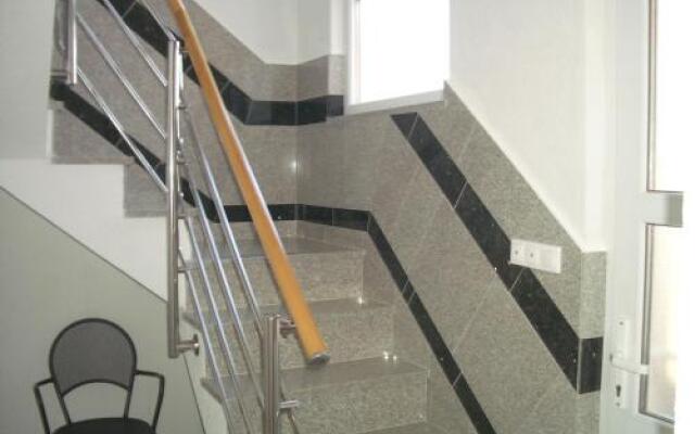 Guest House As