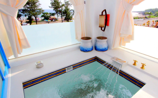 866 Oceanic View Villa