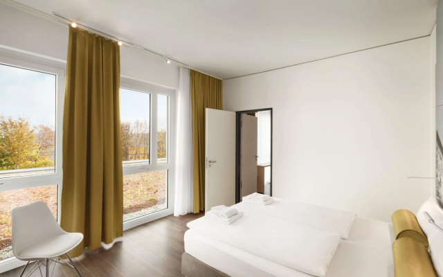Super 8 by Wyndham Munich City North