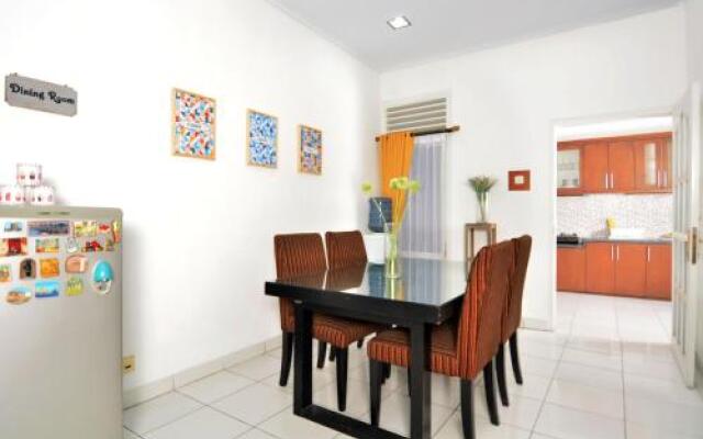 Dyah Suminar House