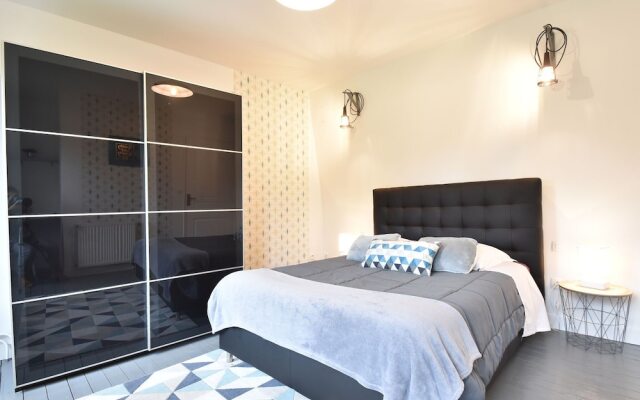 Luxury Home In Magny En Bessin With Garden Beach At 4Km