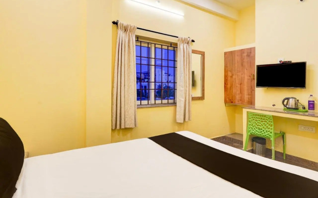 OYO 094 Bussy St Prakasam Residency