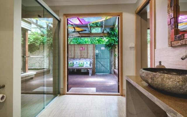 Albany Bali Style Accommodation