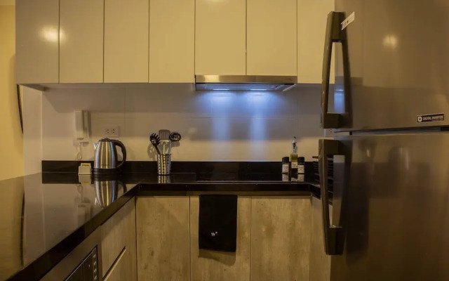 w Exceptional 1BR w Balcony in San Isidro