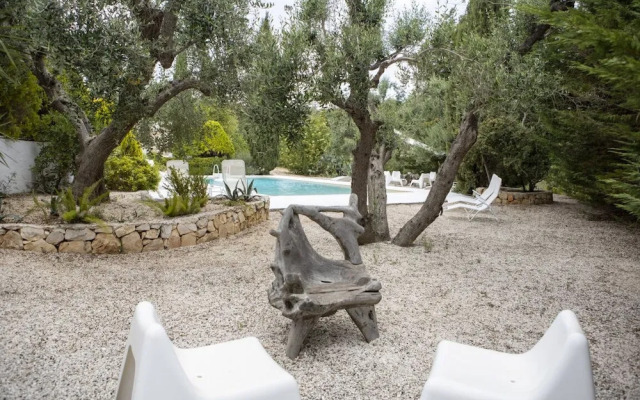 Trullo e Lamie Fiabeschi con Piscina Privata