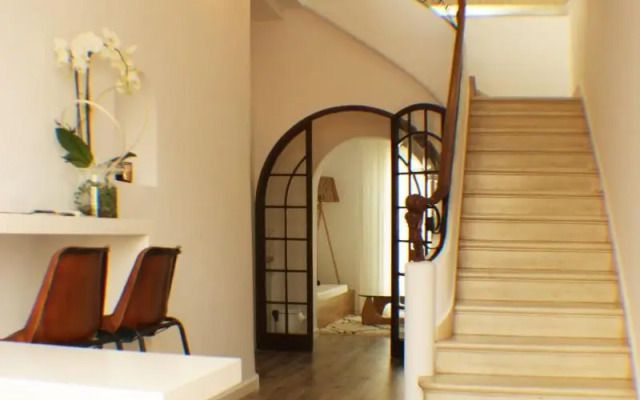 Hotel Abril 37