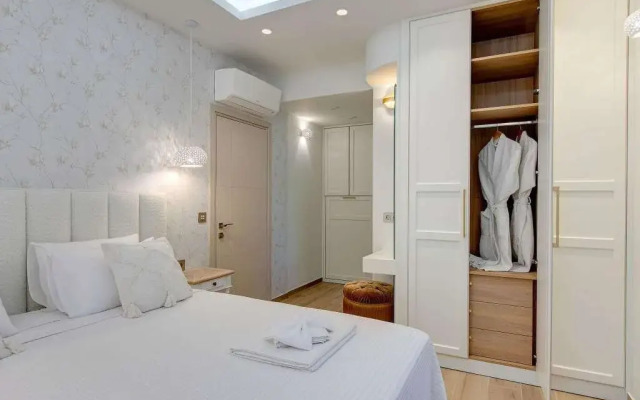Sani Luxury Villas