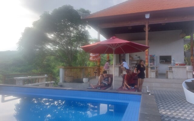 Innora Jungle Resort and Spa