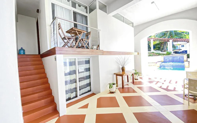 Sea Vue Luxury Vacation Condominiums