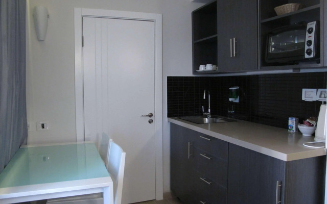 Best Western Regency Suites