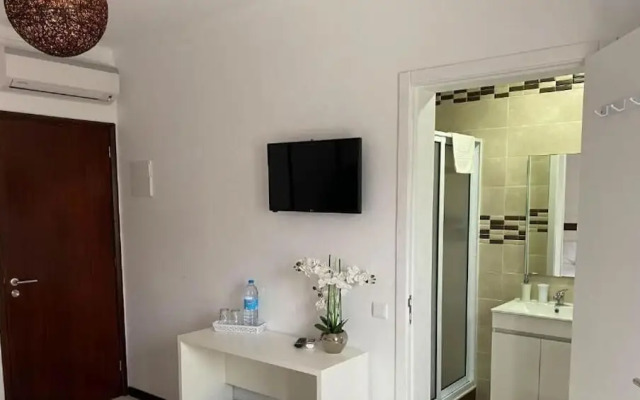 The Rock Guest House