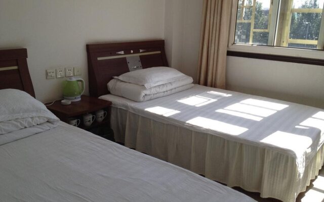 Qingdao Pianyiju Liansuo Hotel