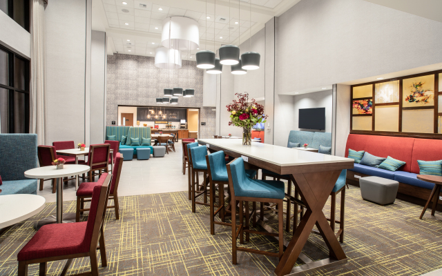 Hampton Inn & Suites Watsonville