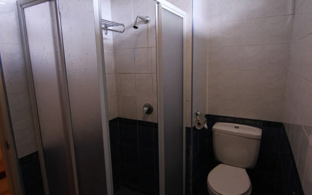 Iris House Hotel
