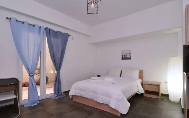 Koukaki a minimal studio