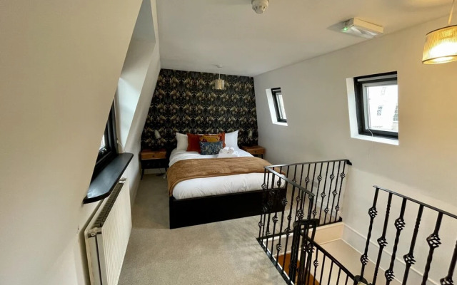 Cosy Oasis in the Heart of Clifton Village