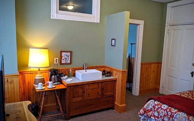 Hotel Crittenden