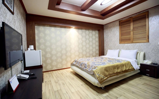 Galleria Hotel