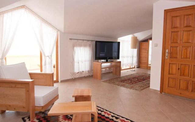 Lycia Hotel