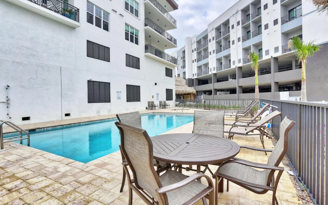 The Harbor Condo 411 - Premier