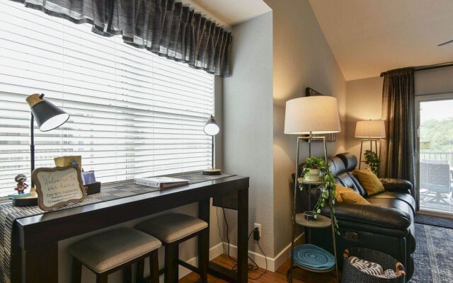 Gathering Place at the Nest - Open-air Dining